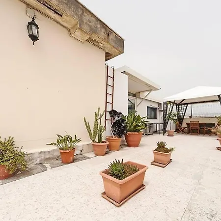 Charming In Terrace And Parking Apartment Catania